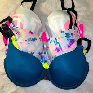 3 PINK wear everywhere t shirt lightly lined bra’s in great condition- 36DD